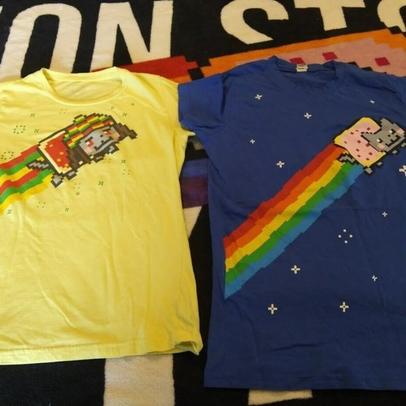 Rare Hot Topic Nyan Cat Ripple Junction Hoodie w/ 4 T-shirts + Blanket Bundle - Picture 8 of 16